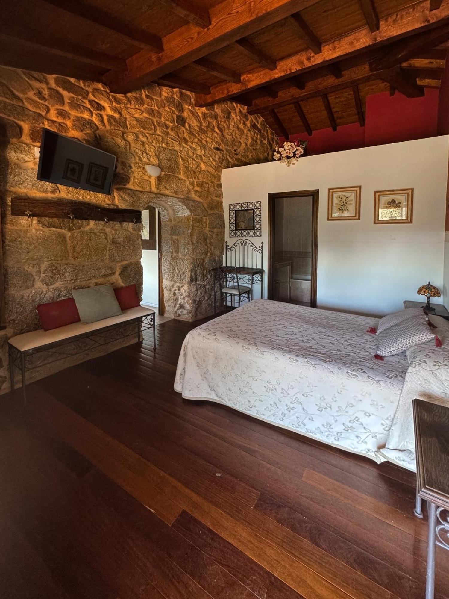 Aldea Figueiredo Hostal Ourense Exterior foto